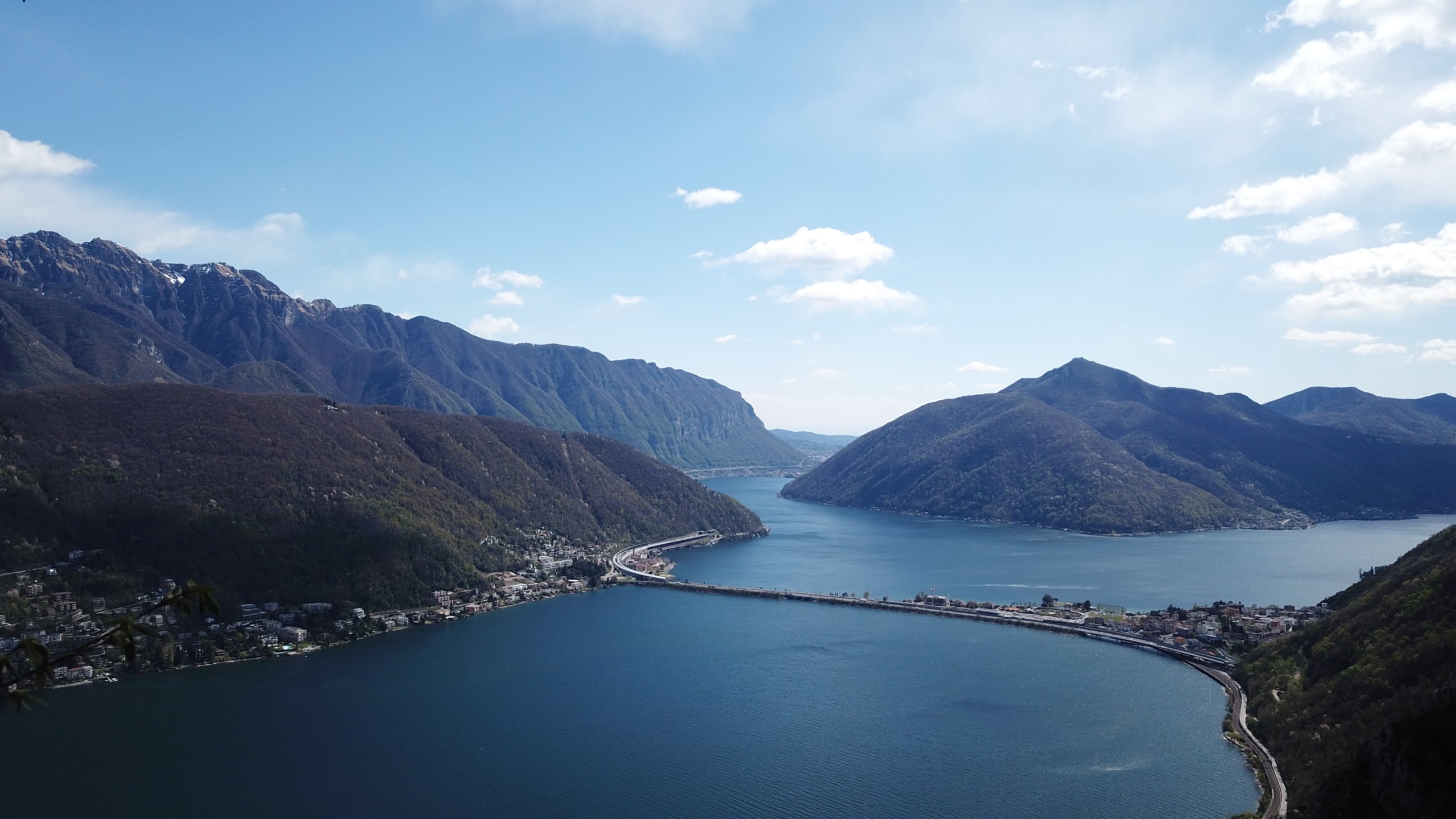 At Lake Lugano on Monte San Salvatore in Ticino, carbon reinforced thread inserts from Scheurer Swiss are installed in carbon pipes that detect natural hazards at an early stage.